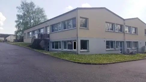 LOCATION BUREAUX de 160 m²