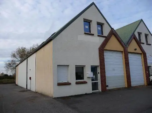 LOCATION LOCAL D'ACTIVITES de 325 m²