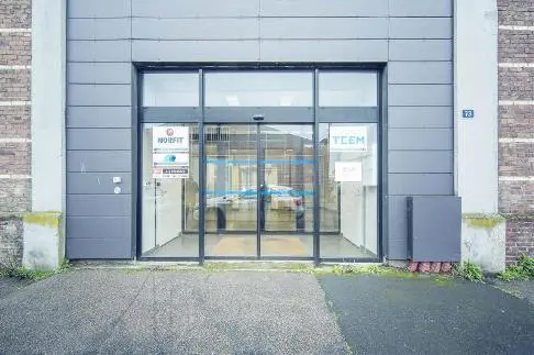 LOCATION BUREAUX de 131 m²