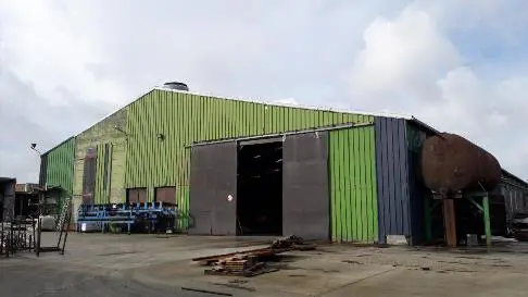 LOCATION LOCAL D'ACTIVITES de 2085 m²