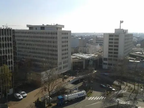 LOCATION BUREAUX de 636 m²