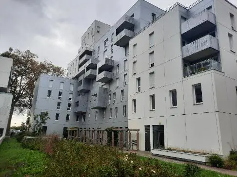 VENTE BUREAUX de 75 m²