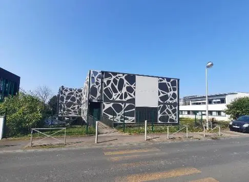 LOCATION BUREAUX de 555 m²