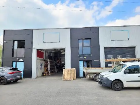 LOCATION LOCAL D'ACTIVITES de 350 m²