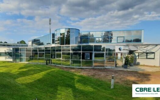 L BUREAUX de 1647 m²