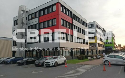 L BUREAUX de 1587 m²