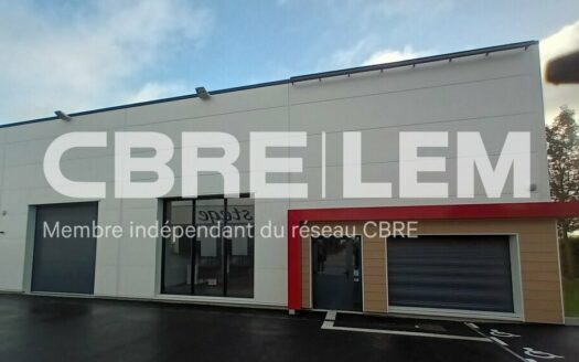 L LOCAL COMMERCIAL de 250 m²