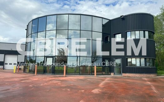 L BUREAUX de 92 m²