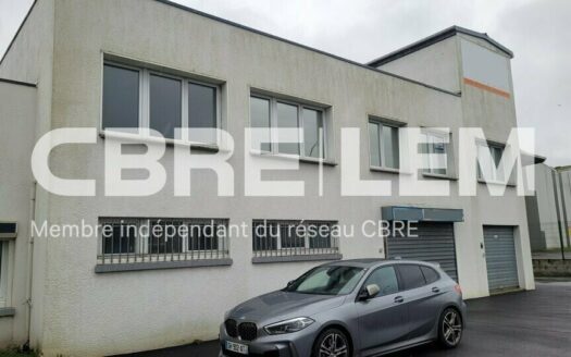 L BUREAUX de 154 m²