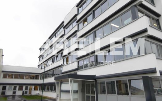 L BUREAUX de 90 m²