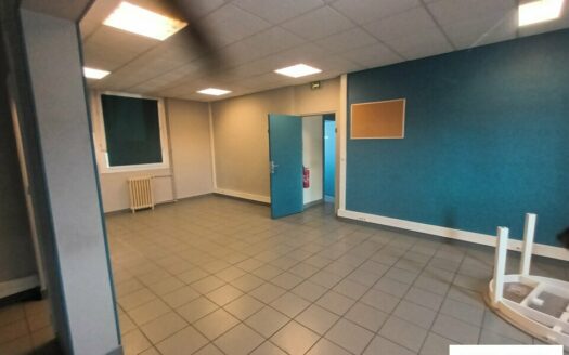 L BUREAUX de 58 m²