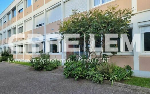 L BUREAUX de 85 m²