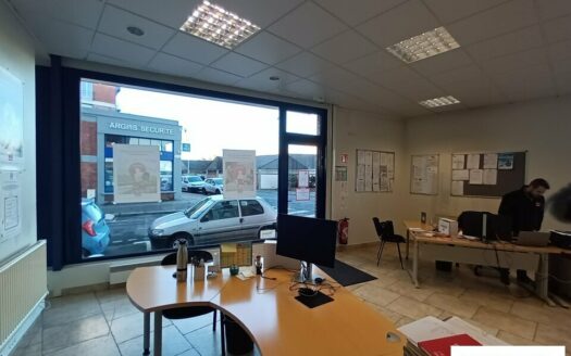 L LOCAL COMMERCIAL de 90 m²