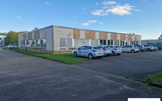 L BUREAUX de 217 m²