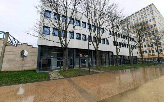 L BUREAUX de 507.75 m²