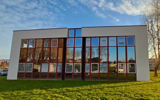 L BUREAUX de 75 m²