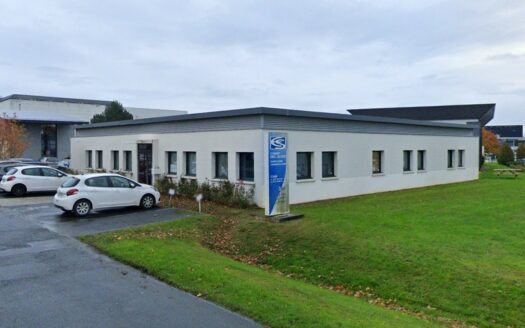 L BUREAUX de 104 m²