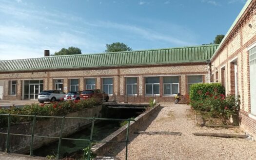 L BUREAUX de 210 m²