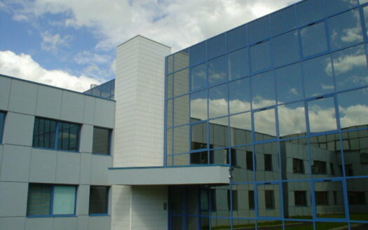 L BUREAUX de 153 m²