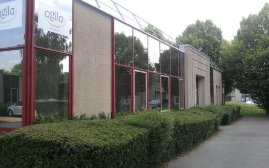 L BUREAUX de 161 m²
