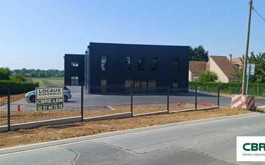 L BUREAUX de 98.41 m²