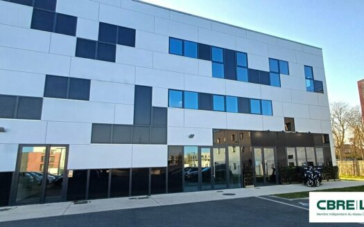 L BUREAUX de 96 m²