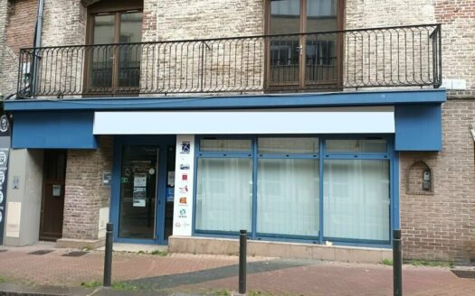 L BUREAUX de 157 m²