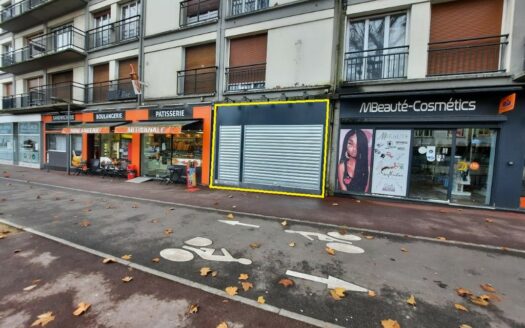 L LOCAL COMMERCIAL de 36 m²