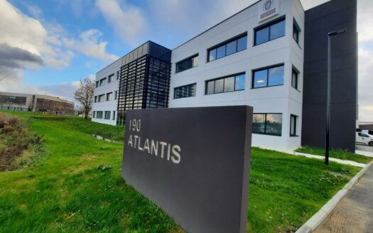 L BUREAUX de 228.72 m²