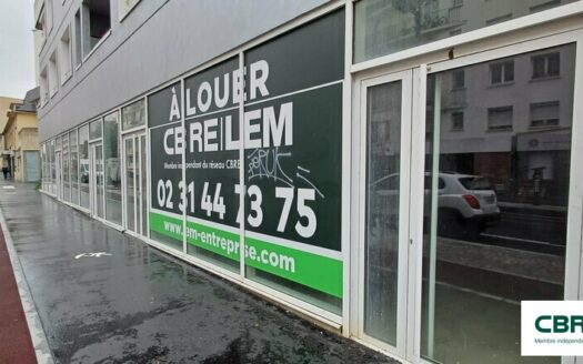 L LOCAL COMMERCIAL de 400 m²