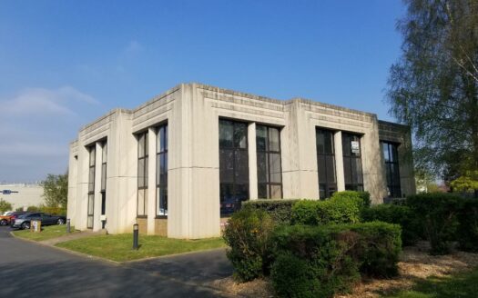 L BUREAUX de 123 m²