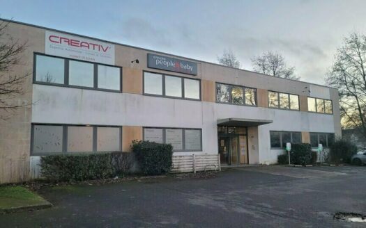 L BUREAUX de 330 m²