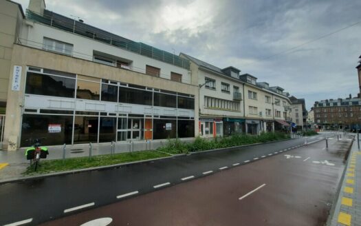 L BUREAUX de 153 m²