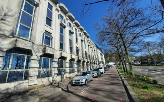 L BUREAUX de 274 m²