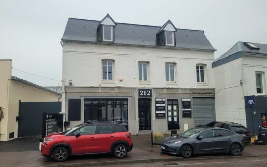 V BUREAUX de 174 m²