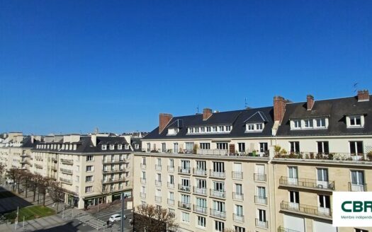 L BUREAUX de 142.24 m²