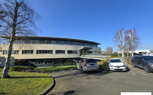 V BUREAUX de 1023 m²