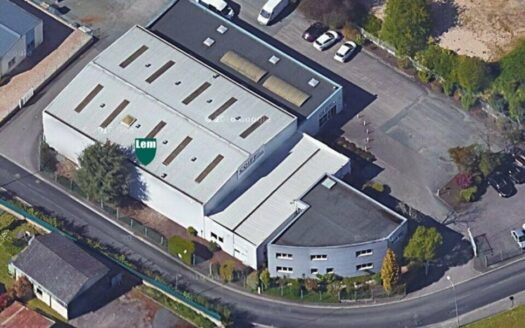 L LOCAL D'ACTIVITES de 1460 m²