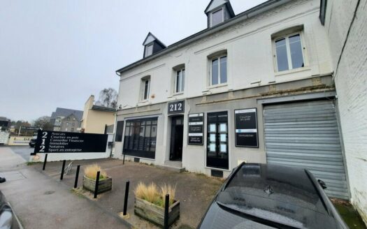 L BUREAUX de 174 m²