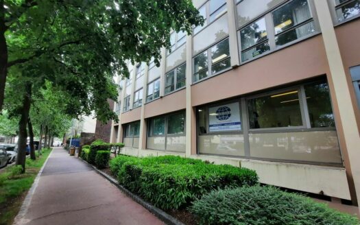 V BUREAUX de 104.2 m²