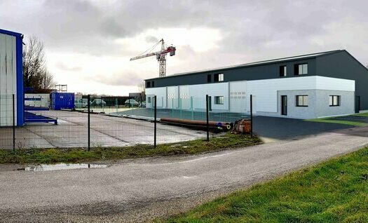 L LOCAL D'ACTIVITES de 720 m²