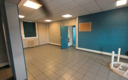L BUREAUX de 58 m²