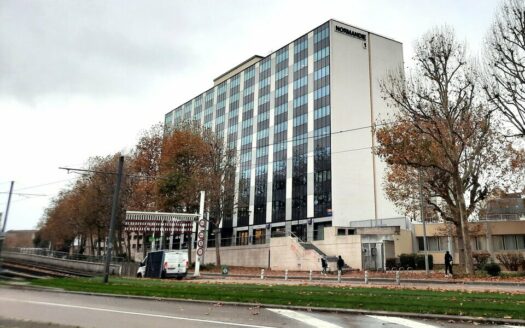 L BUREAUX de 1100 m²