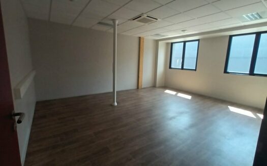 L BUREAUX de 300 m²