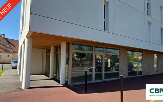 V LOCAL COMMERCIAL de 201.34 m²