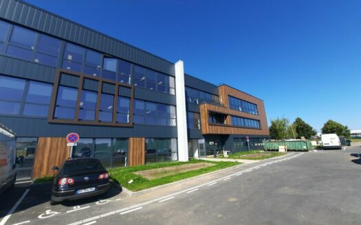 L BUREAUX de 70 m²