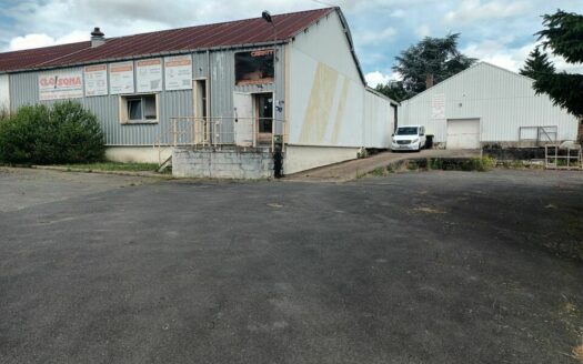 V LOCAL D'ACTIVITES de 730 m²