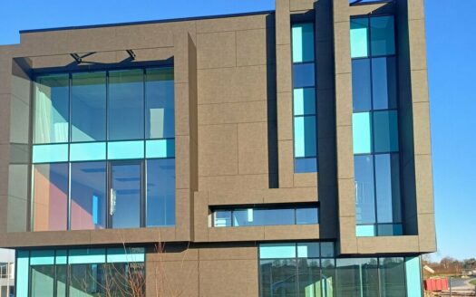 L BUREAUX de 180 m²
