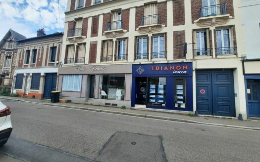 L LOCAL COMMERCIAL de 60 m²