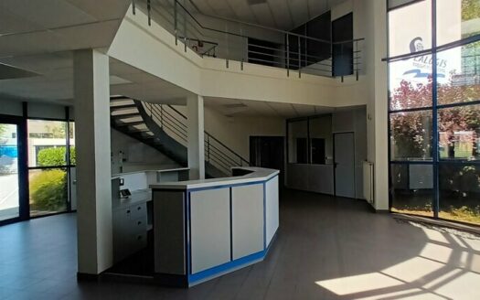 L BUREAUX de 1260 m²